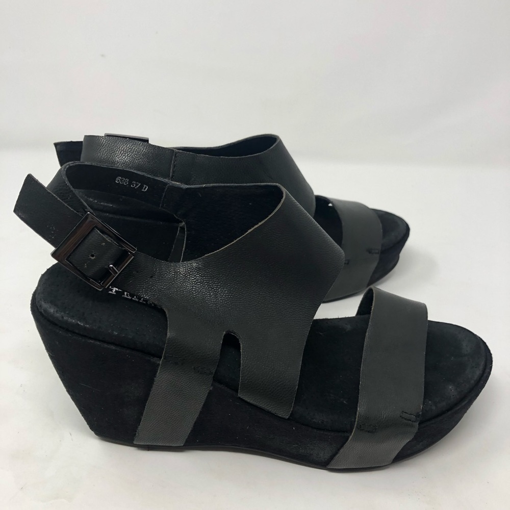 Antelope black leather wedge platform sandals